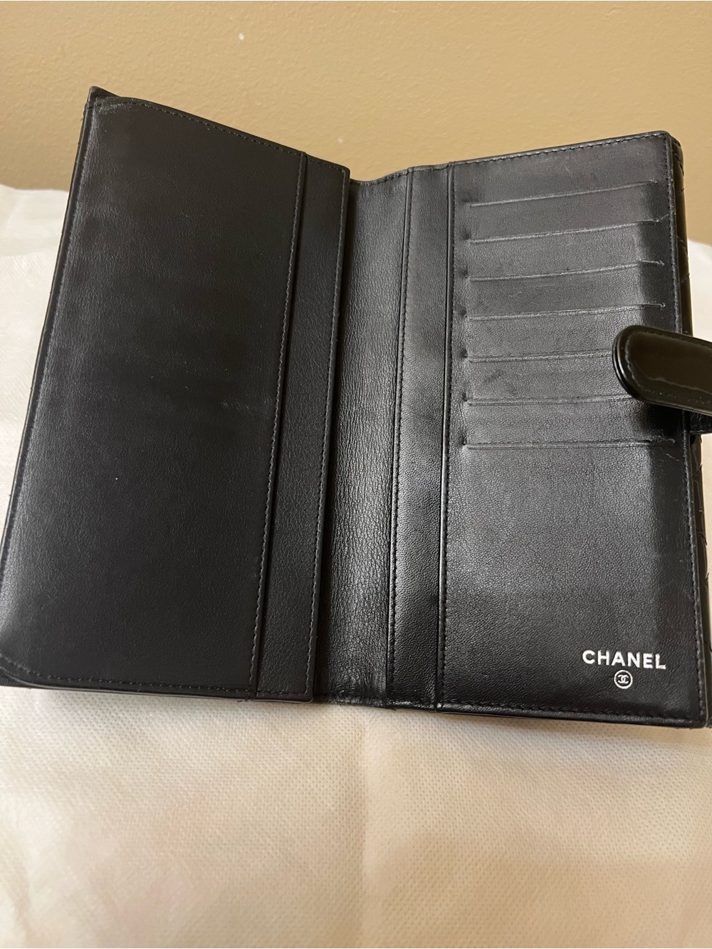 CHANEL Quilted Patent Long Leather Wallet - Picture 6 of 15